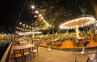 Kinh nghiệm chọn đèn hắt quán cafe đầy đủ nhất